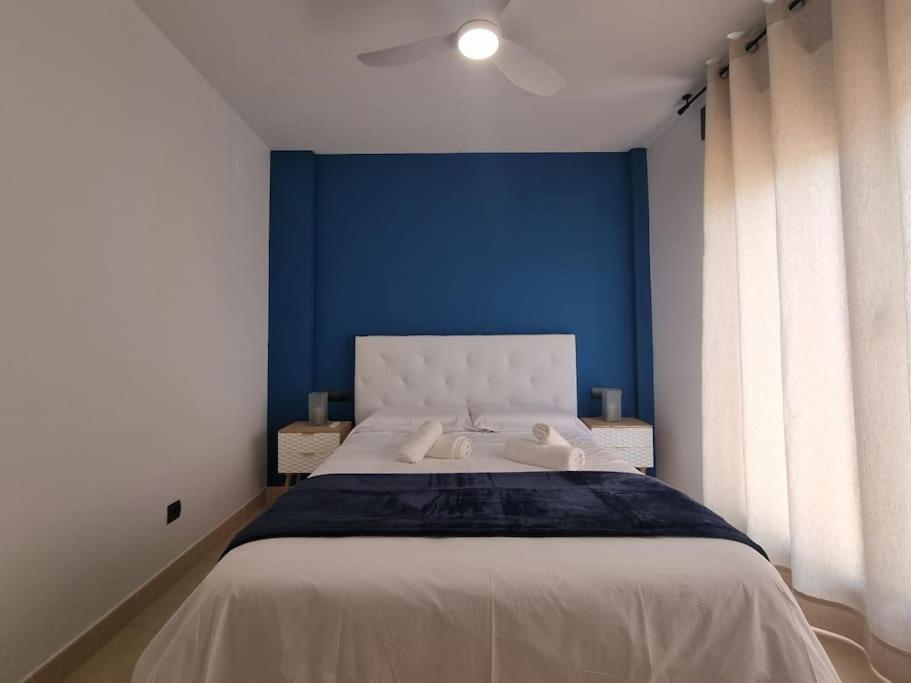 Toyo Alcazaba Suites Gran Terraza Y Vistas, 2Hab, Piscina Y Garaje Retamar  Kültér fotó