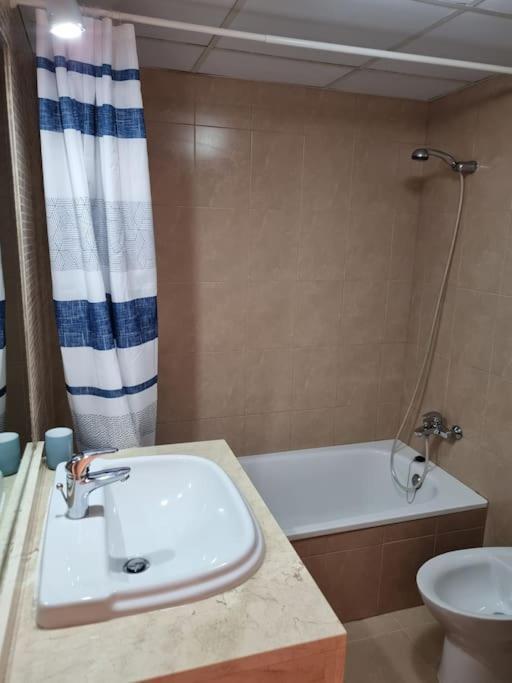 Toyo Alcazaba Suites Gran Terraza Y Vistas, 2Hab, Piscina Y Garaje Retamar  Kültér fotó