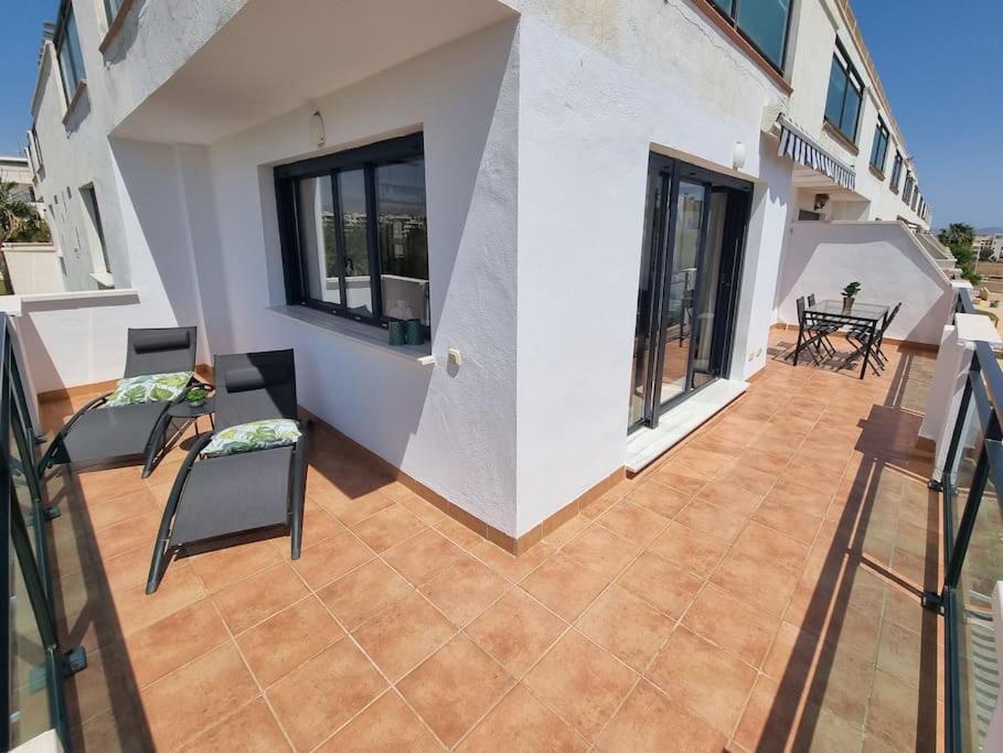 Toyo Alcazaba Suites Gran Terraza Y Vistas, 2Hab, Piscina Y Garaje Retamar  Kültér fotó
