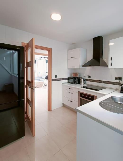 Toyo Alcazaba Suites Gran Terraza Y Vistas, 2Hab, Piscina Y Garaje Retamar  Kültér fotó